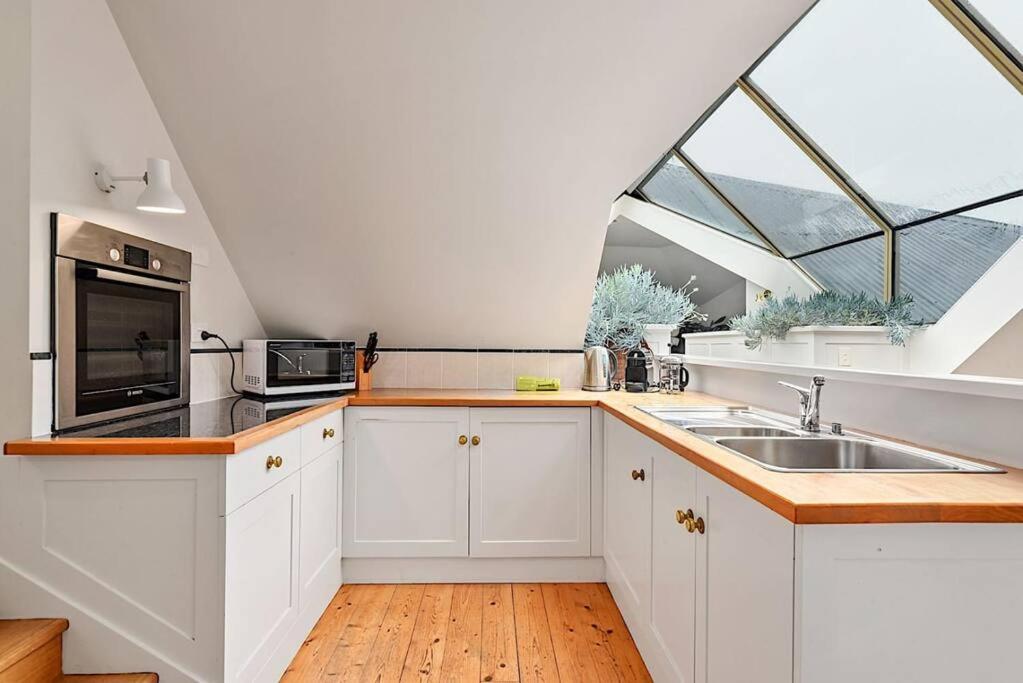 Blackwood Tree Cottage - Heritage Listed Property - Evandale! Exteriér fotografie